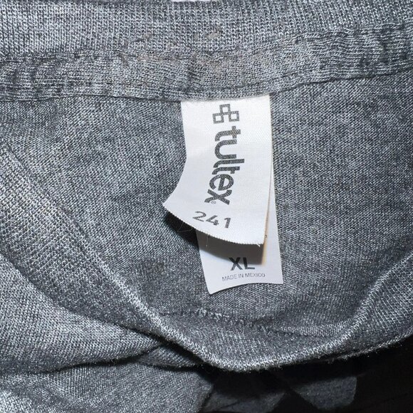 This Beer is Making Me Awesome Shirt - Picture 4 of 4